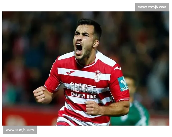 那不勒斯转攻赫罗纳右后卫阿尔瑙，塞维利亚转会拉锯战陷入僵局